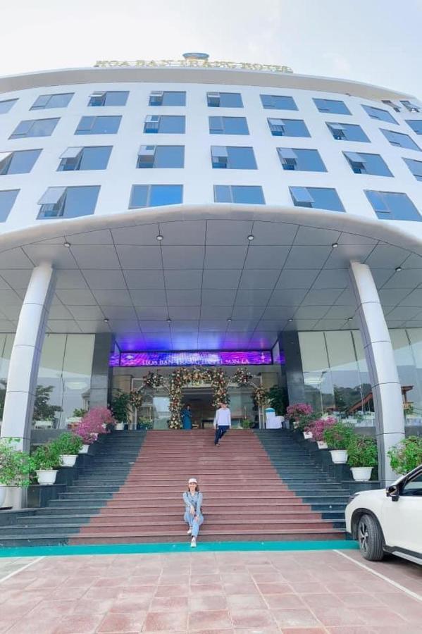 Khach San Hoa Ban Trang Hotel Son La ภายนอก รูปภาพ