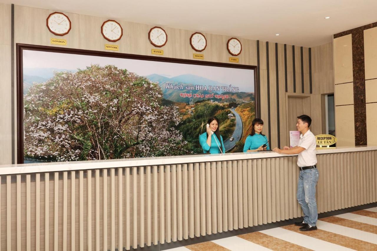 Khach San Hoa Ban Trang Hotel Son La ภายนอก รูปภาพ