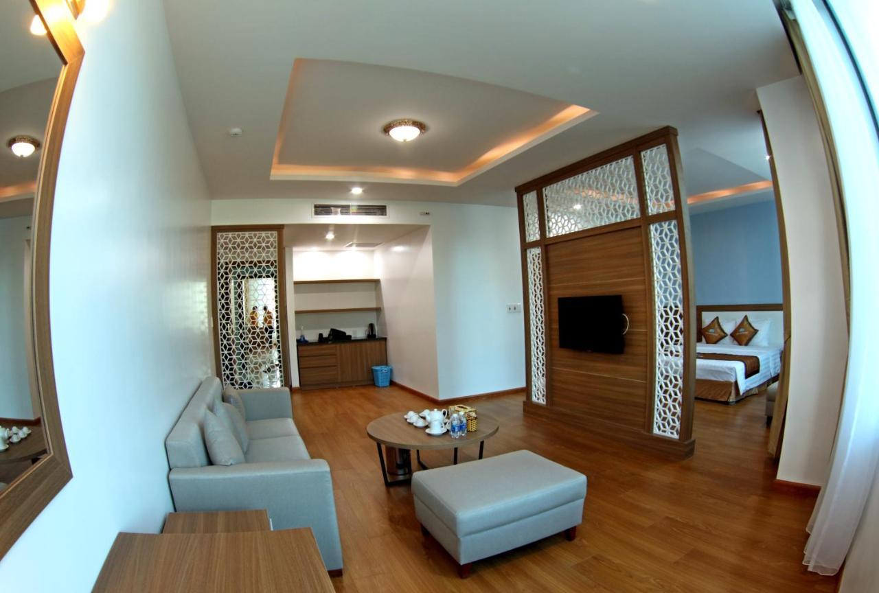 Khach San Hoa Ban Trang Hotel Son La ภายนอก รูปภาพ