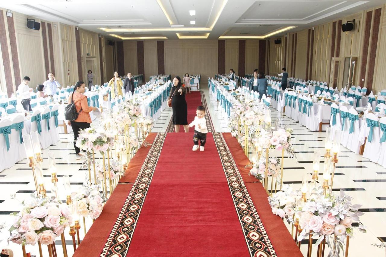 Khach San Hoa Ban Trang Hotel Son La ภายนอก รูปภาพ