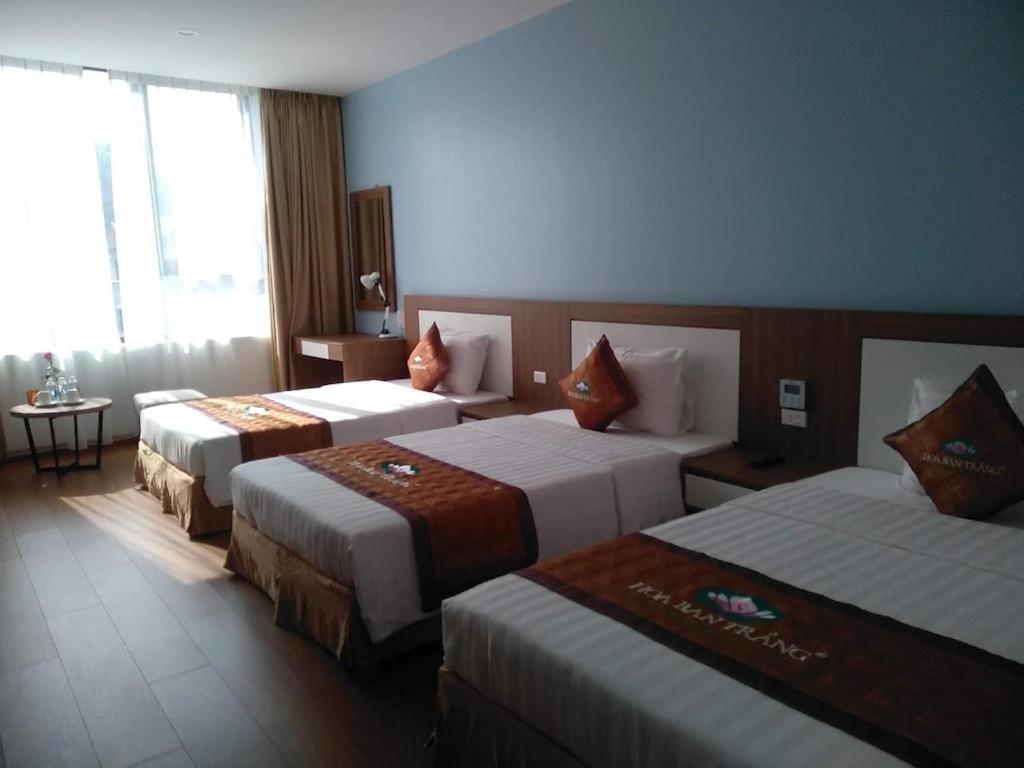 Khach San Hoa Ban Trang Hotel Son La ภายนอก รูปภาพ