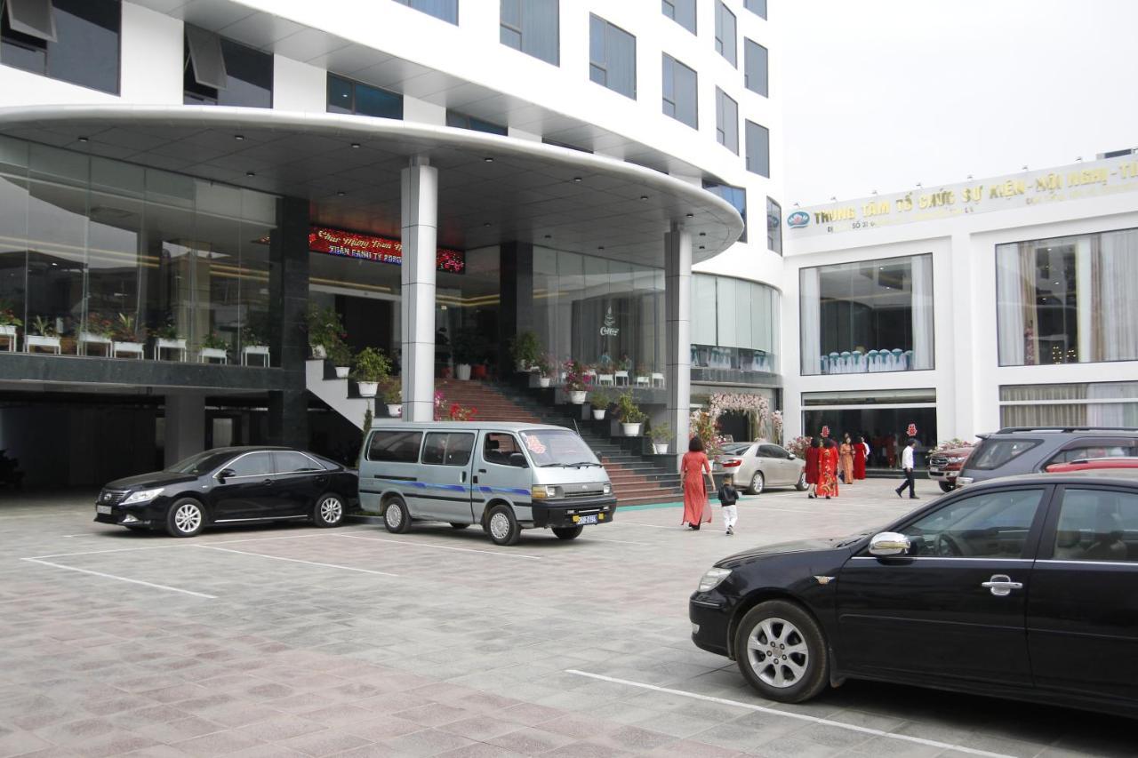 Khach San Hoa Ban Trang Hotel Son La ภายนอก รูปภาพ